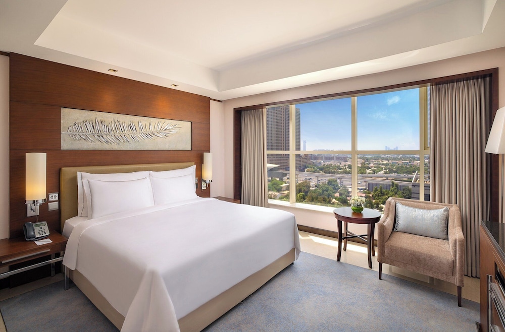 Grand Millennium Dubai — Hotel rooms in Dubai
