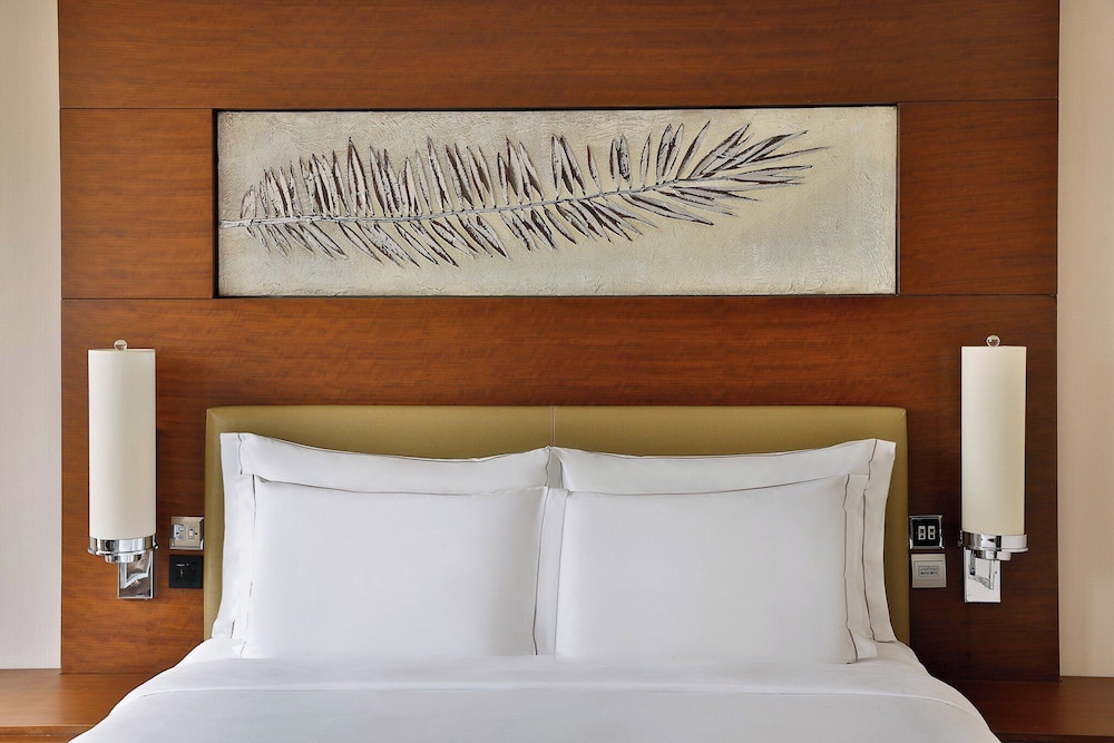 Grand Millennium Dubai — Hotel rooms in Dubai