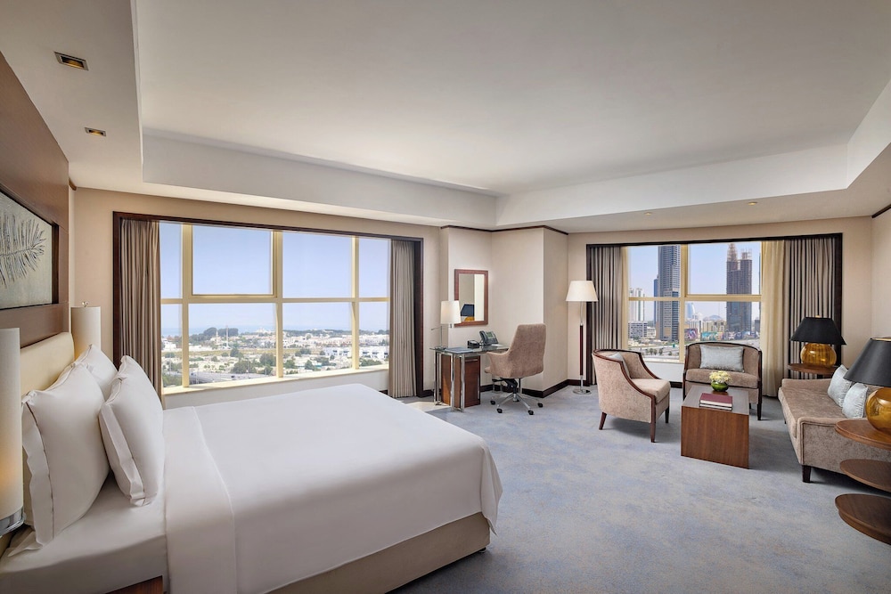 Grand Millennium Dubai — Hotel rooms in Dubai