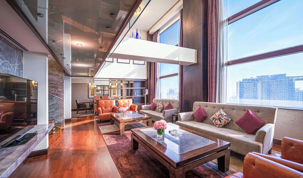 Hyatt Regency Dubai — Hotel rooms in Dubai