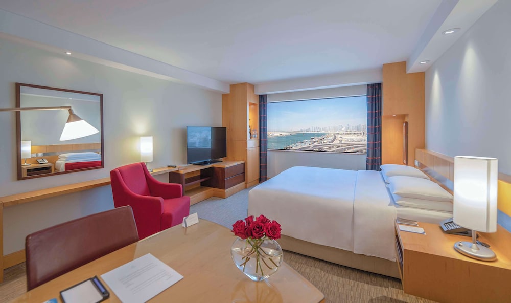 Hyatt Regency Dubai — Hotel rooms in Dubai