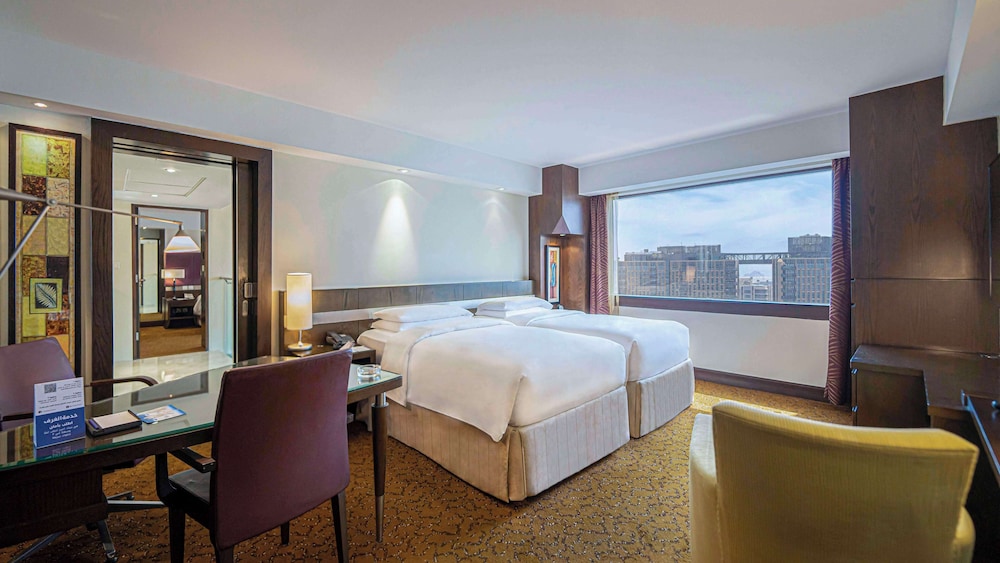 Hyatt Regency Dubai — Hotel rooms in Dubai
