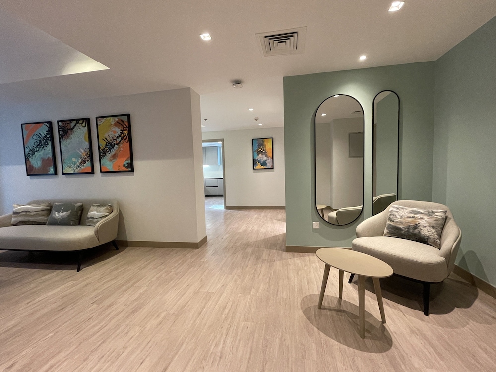 Residence Inn by Marriott Sheikh Zayed Road — Hotel rooms in Dubai