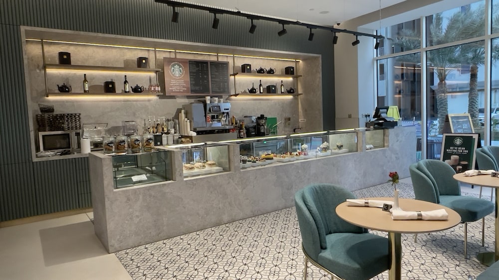 Residence Inn by Marriott Sheikh Zayed Road — Restaurant & bars in Dubai
