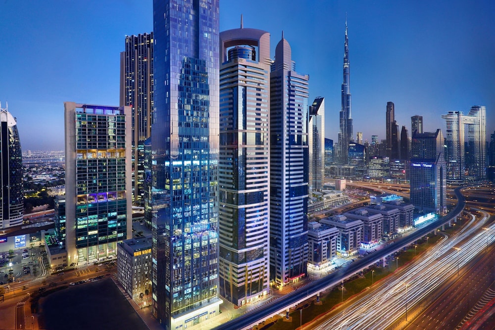 Residence Inn by Marriott Sheikh Zayed Road — Hotel building in Dubai