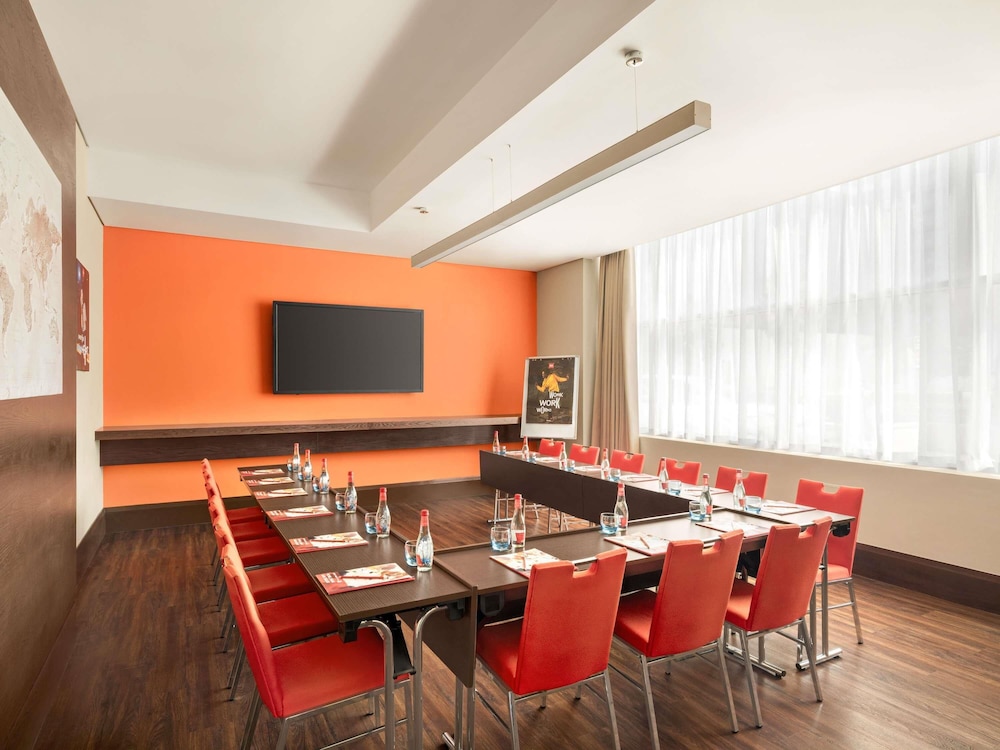 ibis Dubai Al Rigga — Hotel rooms in Dubai