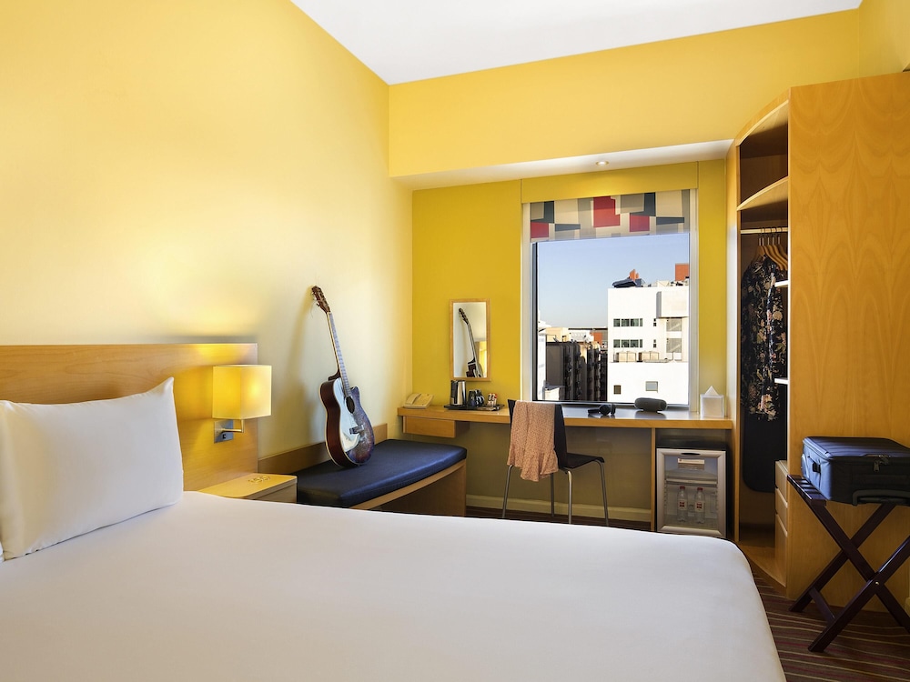 ibis Dubai Al Rigga — Hotel rooms in Dubai