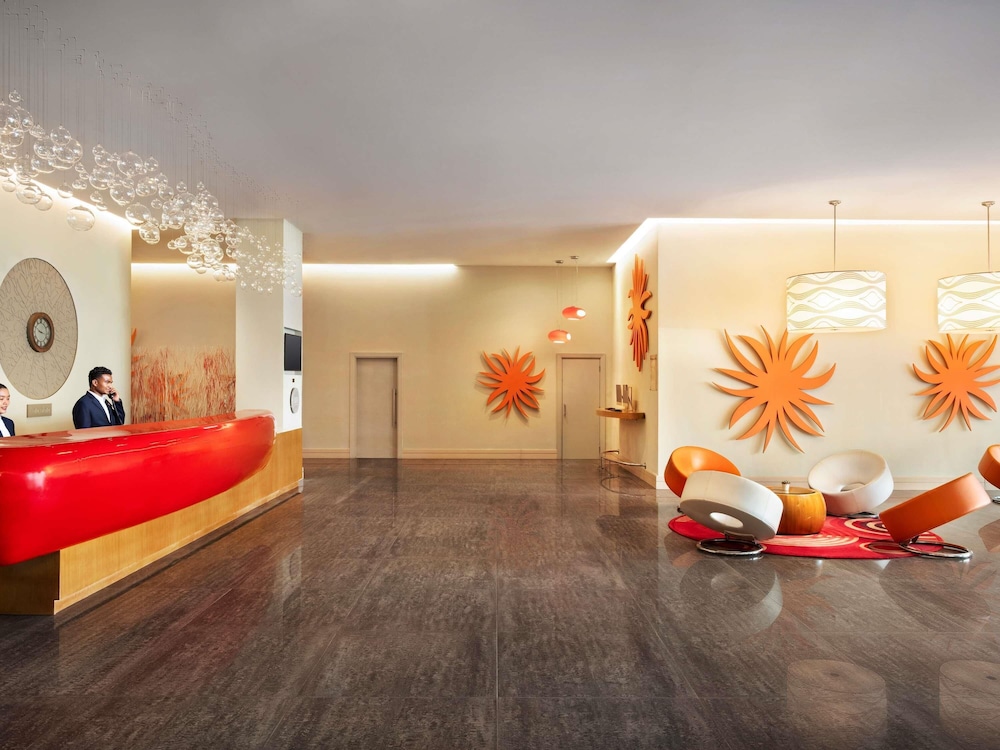 ibis Mall Avenue Dubai — Hotel building in Dubai