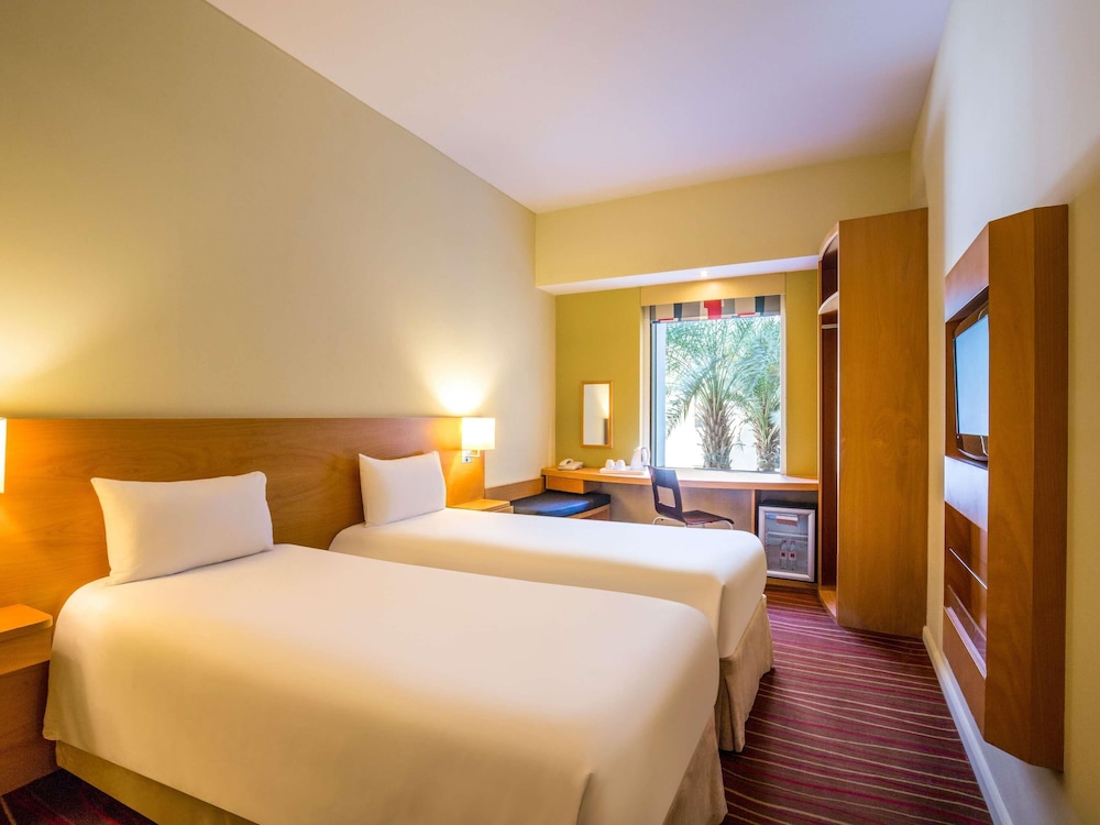 ibis Mall Avenue Dubai — Hotel rooms in Dubai