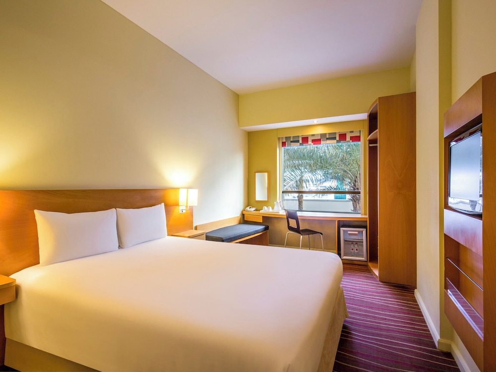 ibis Mall Avenue Dubai — Hotel rooms in Dubai