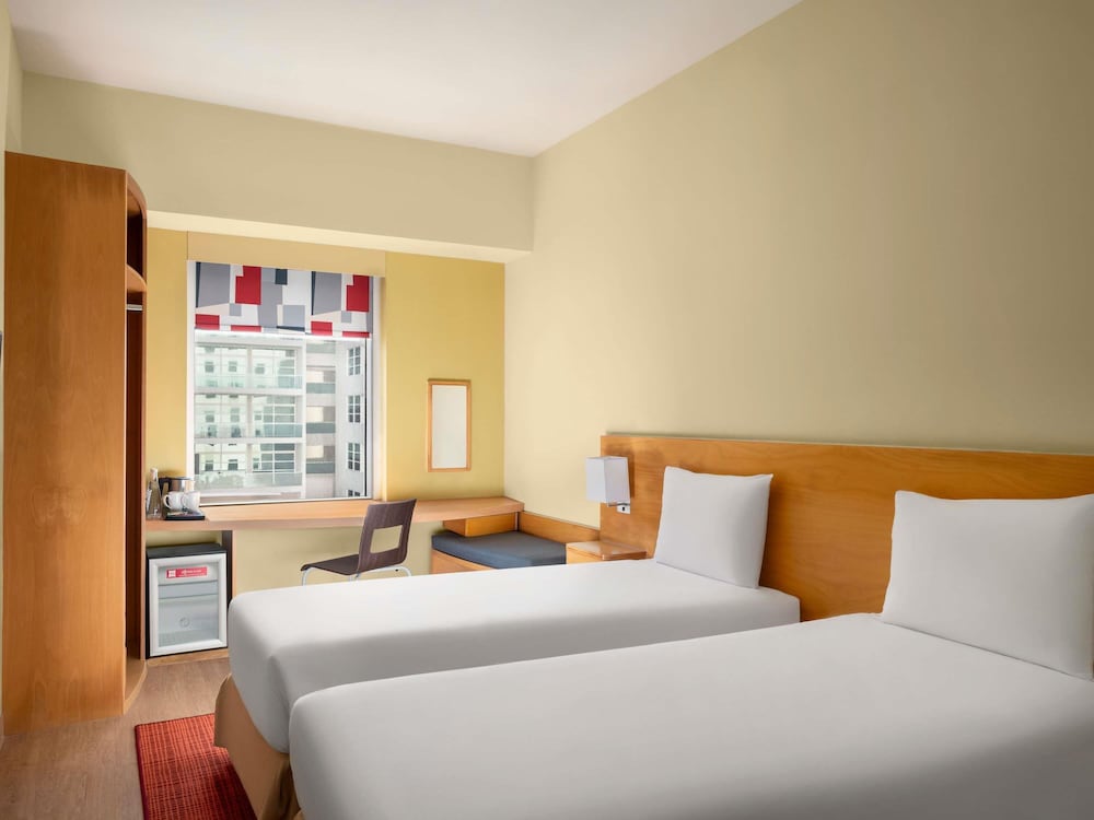 ibis Mall Avenue Dubai — Hotel rooms in Dubai