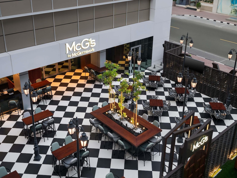 ibis Mall Avenue Dubai — Restaurant & bars in Dubai