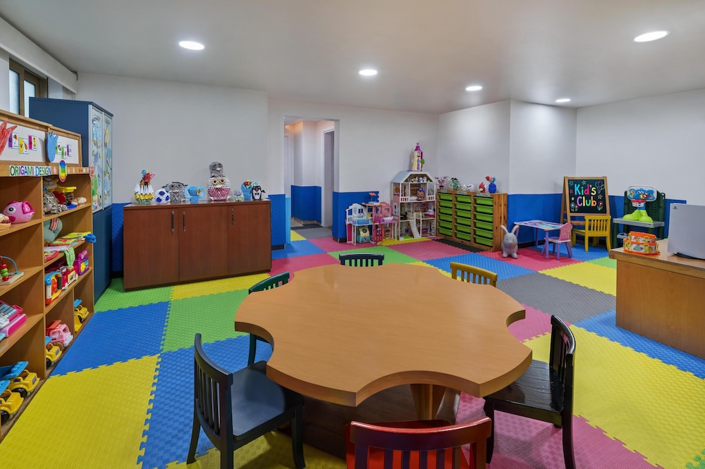 NH Collection Dubai Ibn Battuta — Attractions for children in Dubai
