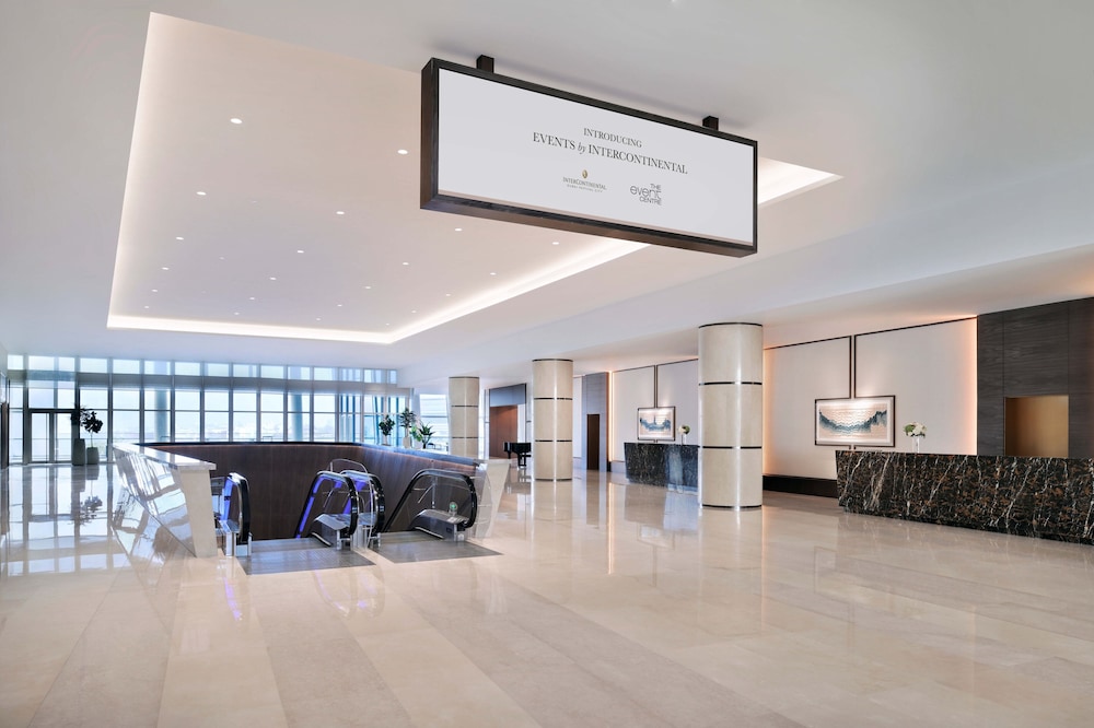 InterContinental Dubai Festival City by IHG — Hotel building in Dubai