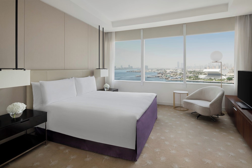 InterContinental Dubai Festival City by IHG — Hotel rooms in Dubai