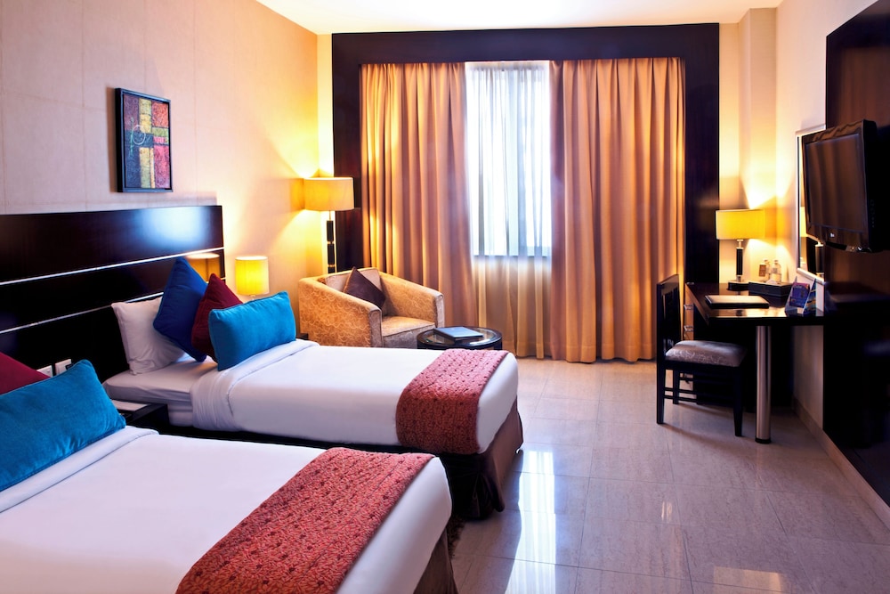 Landmark Hotel Riqqa — Hotel rooms in Dubai