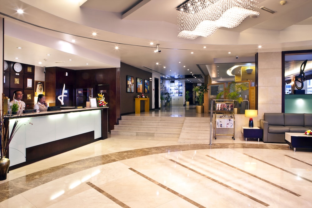 Landmark Hotel Riqqa — Hotel building in Dubai