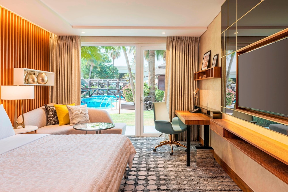 Le Meridien Dubai Hotel & Conference Centre — Hotel rooms in Dubai