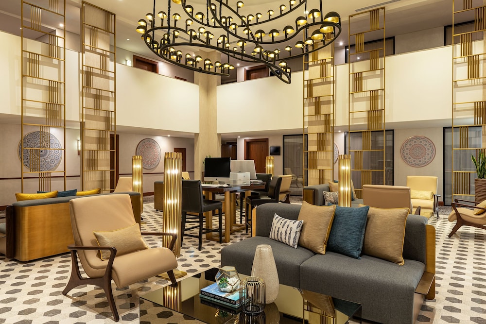 Le Meridien Dubai Hotel & Conference Centre — Hotel building in Dubai
