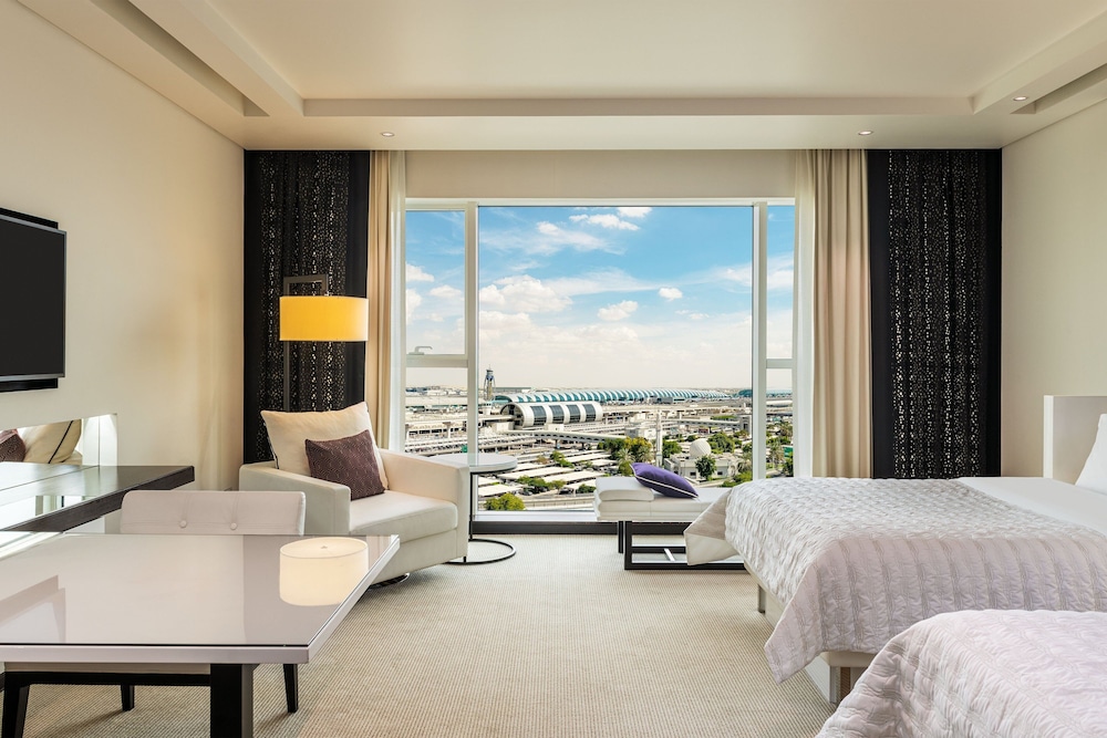 Le Meridien Dubai Hotel & Conference Centre — Hotel rooms in Dubai