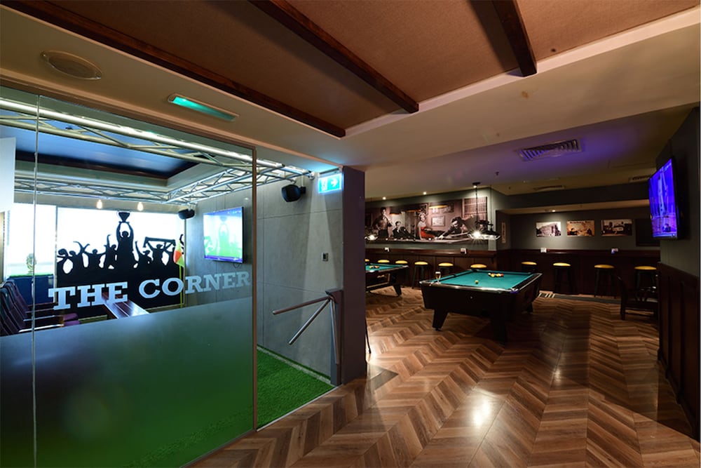 Majestic City Retreat Hotel — Sports & recreation in Dubai