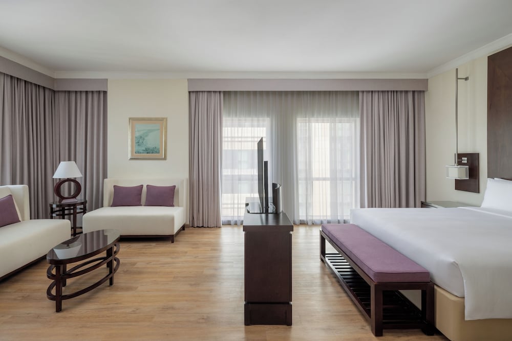 Radisson Blu Hotel, Dubai Barsha Heights — Hotel rooms in Dubai