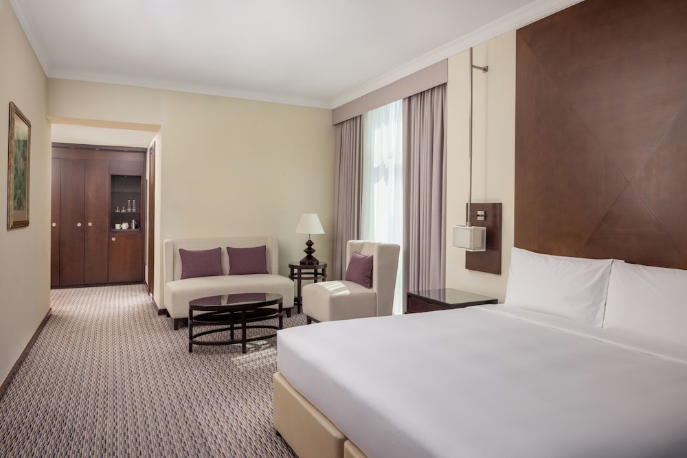 Radisson Blu Hotel, Dubai Barsha Heights — Hotel rooms in Dubai
