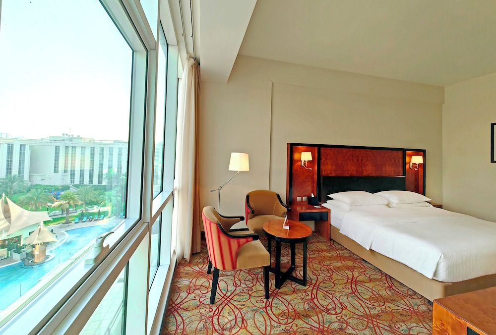 Millennium Airport Hotel Dubai — Hotel rooms in Dubai