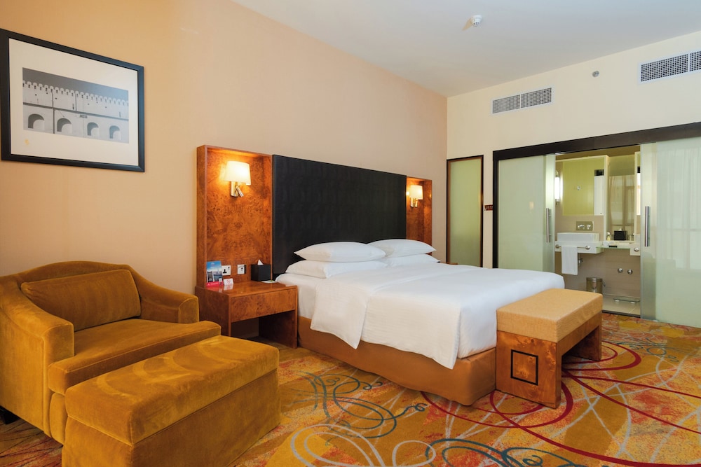 Millennium Airport Hotel Dubai — Hotel rooms in Dubai