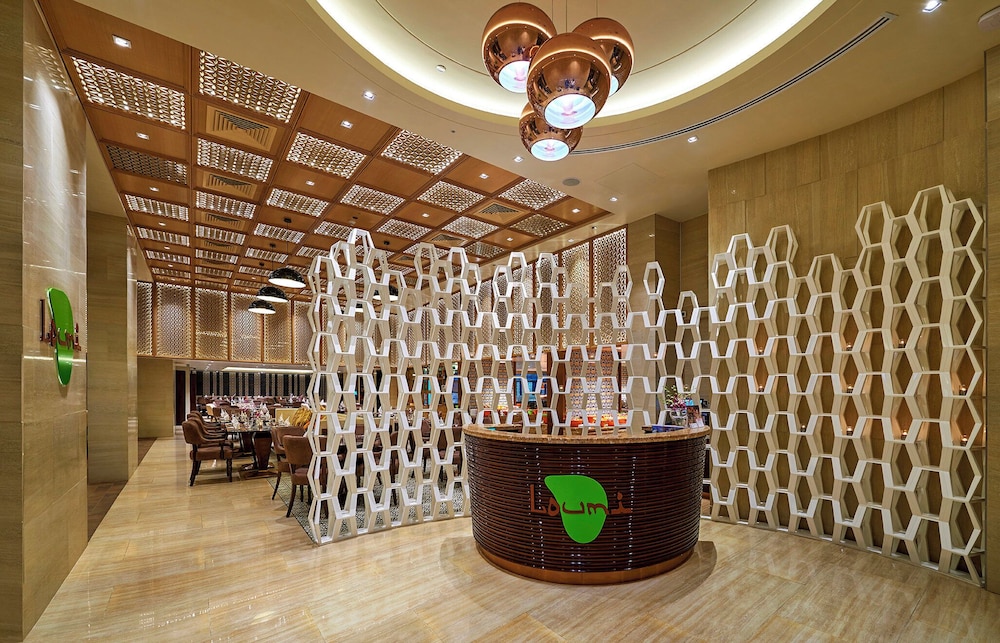 Millennium Airport Hotel Dubai — Hotel building in Dubai