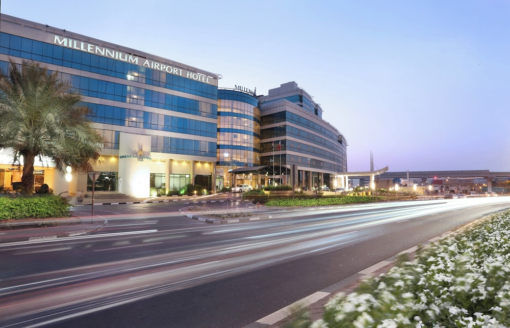 Millennium Airport Hotel Dubai — Hotel building in Dubai
