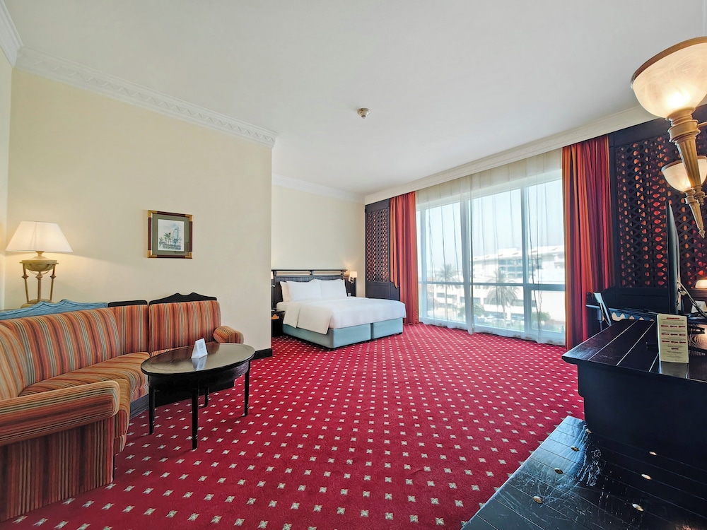 Millennium Airport Hotel Dubai — Hotel rooms in Dubai