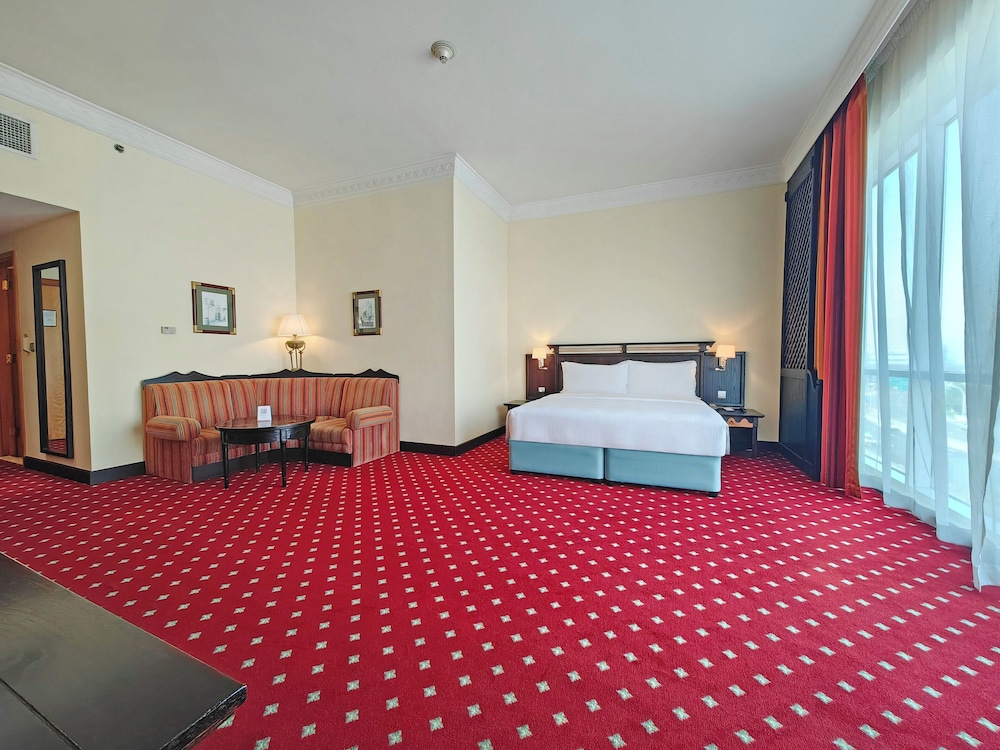 Millennium Airport Hotel Dubai — Hotel rooms in Dubai