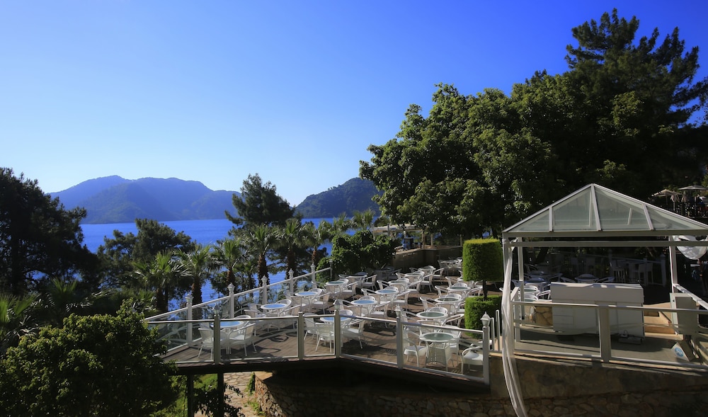 Labranda Mares Marmaris - All Inclusive — Restaurant & bars in Marmaris, Mugla