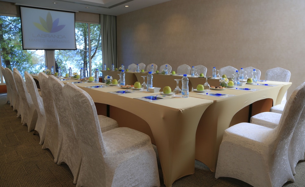 Labranda Mares Marmaris - All Inclusive — Restaurant & bars in Marmaris, Mugla