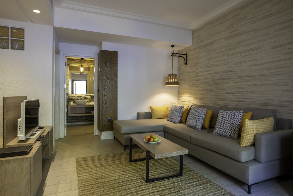 Labranda Mares Marmaris - All Inclusive — Hotel rooms in Marmaris, Mugla