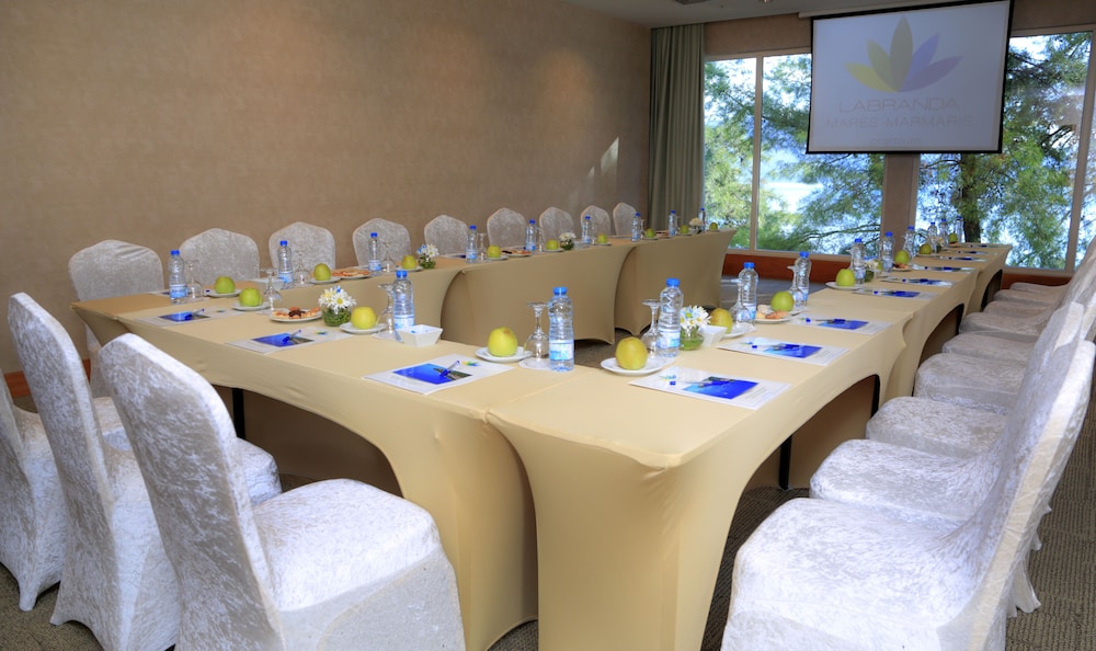 Labranda Mares Marmaris - All Inclusive — Restaurant & bars in Marmaris, Mugla