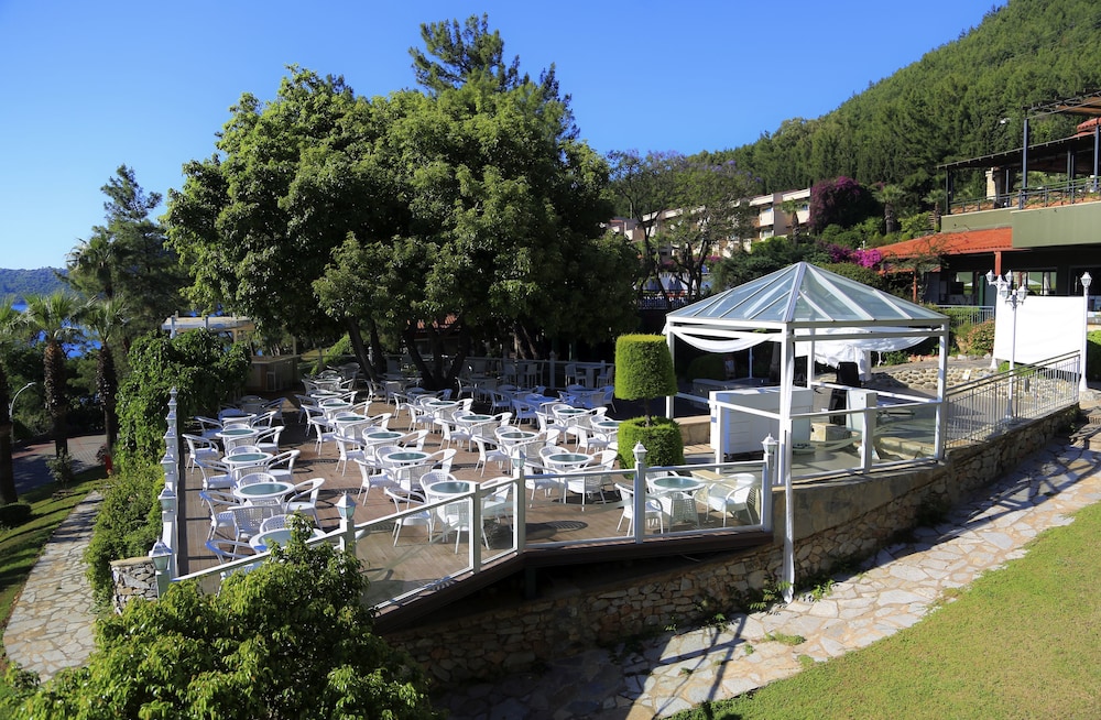 Labranda Mares Marmaris - All Inclusive — Restaurant & bars in Marmaris, Mugla