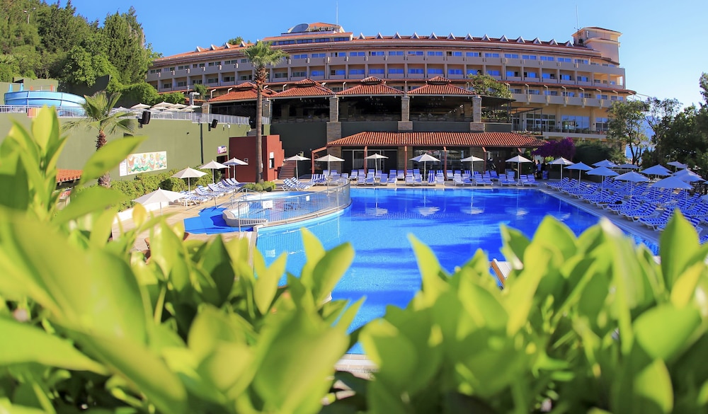 Labranda Mares Marmaris - All Inclusive — Swimming pool in Marmaris, Mugla