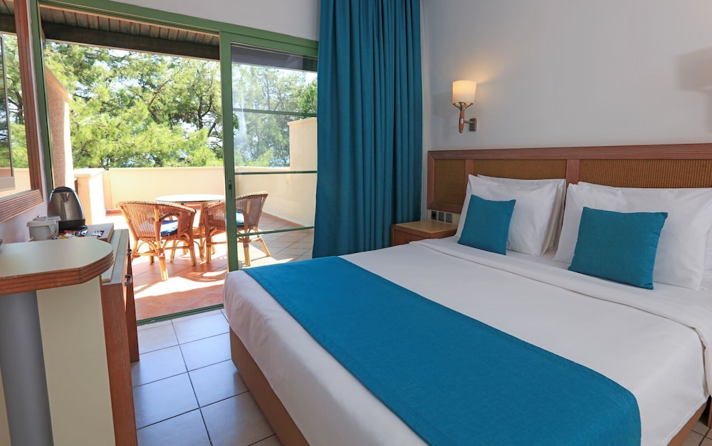 Labranda Mares Marmaris - All Inclusive — Hotel rooms in Marmaris, Mugla
