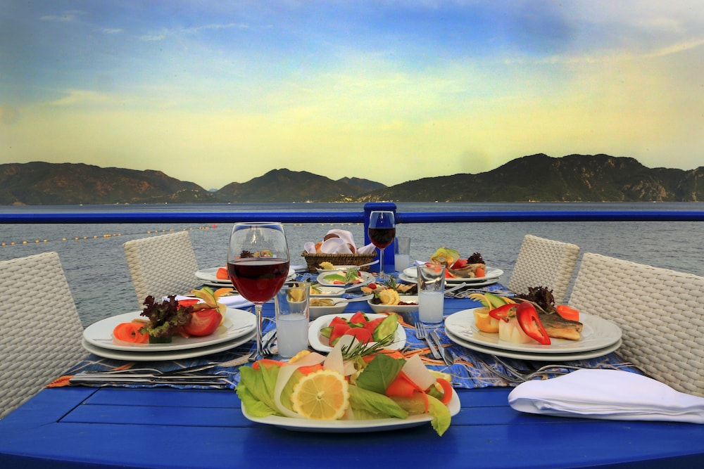 Labranda Mares Marmaris - All Inclusive — Restaurant & bars in Marmaris, Mugla