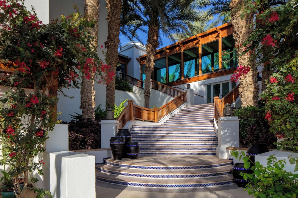 Park Hyatt Dubai — Hotel building in Dubai