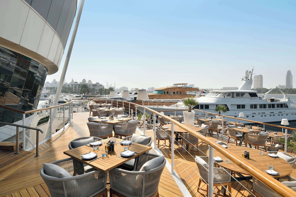 Park Hyatt Dubai — Restaurant & bars in Dubai