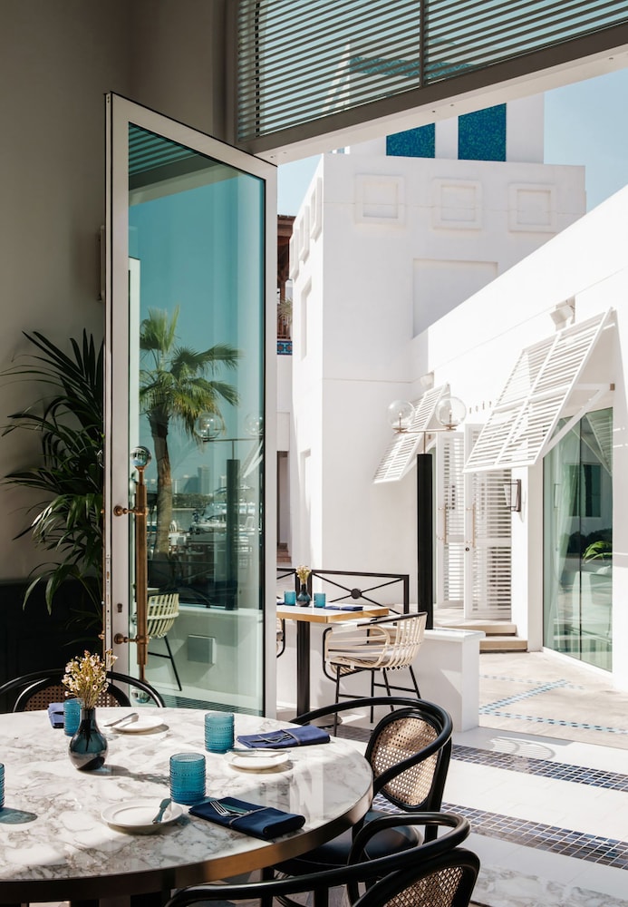Park Hyatt Dubai — Restaurant & bars in Dubai