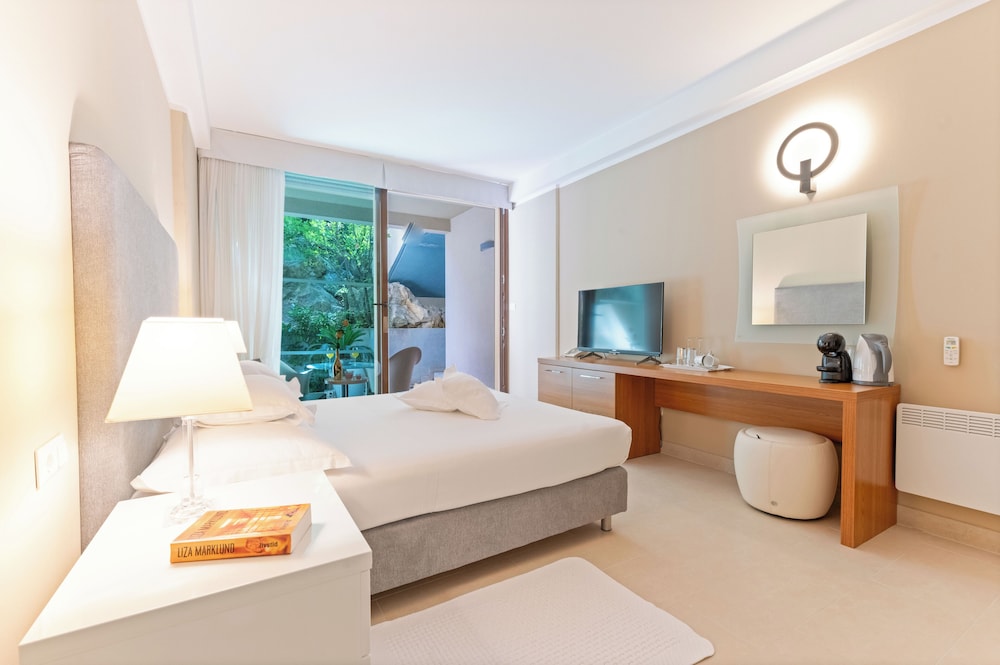 The Residence — Hotel rooms in Podstrana, Split-Dalmatia