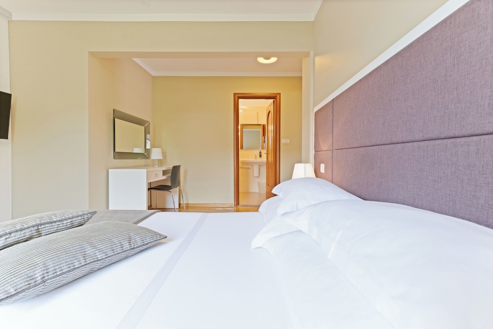 The Residence — Hotel rooms in Podstrana, Split-Dalmatia
