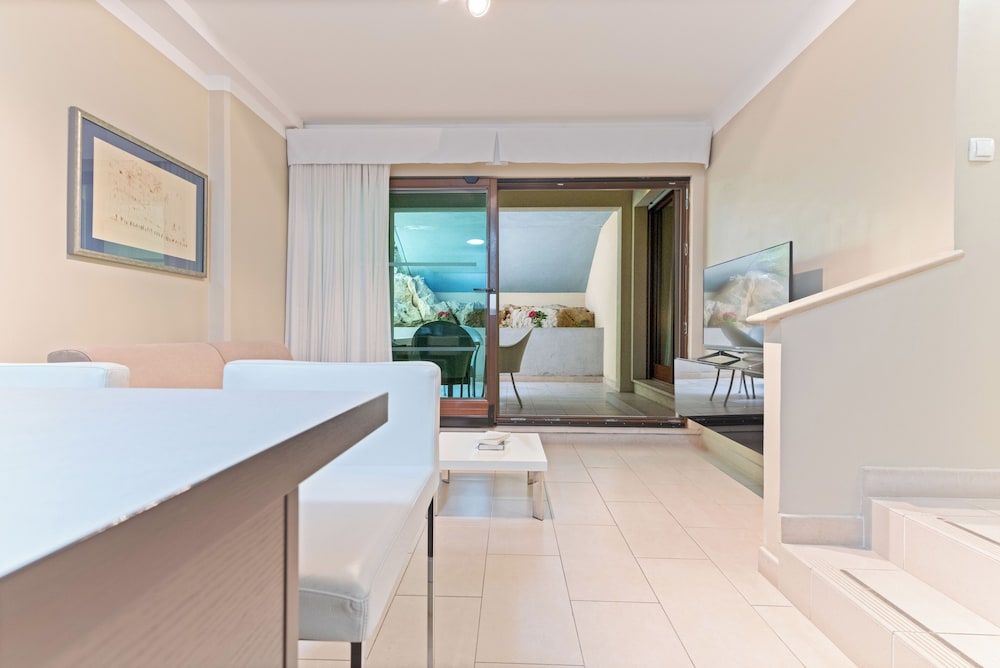 The Residence — Hotel rooms in Podstrana, Split-Dalmatia