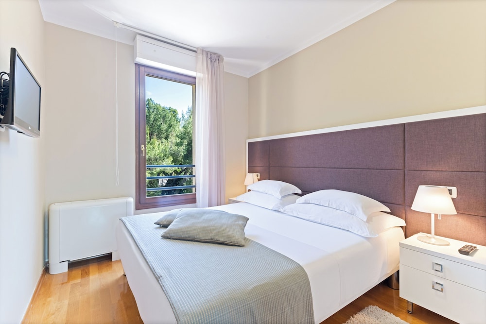 The Residence — Hotel rooms in Podstrana, Split-Dalmatia