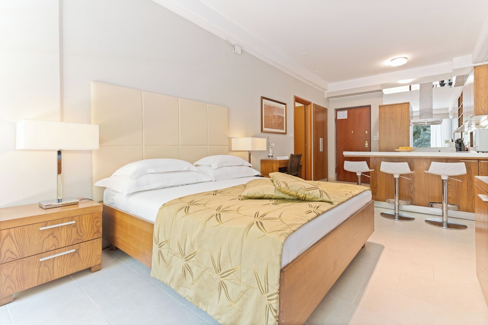 The Residence — Hotel rooms in Podstrana, Split-Dalmatia