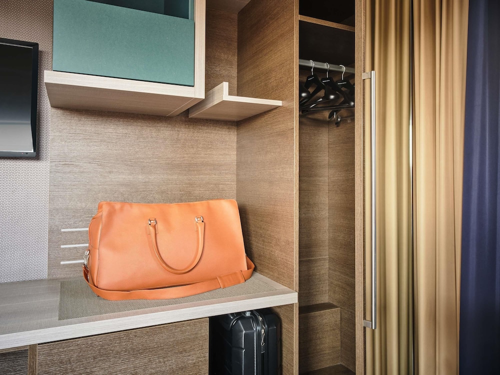 Mercure Roma Centro Colosseo — Hotel rooms in Rome, Lazio